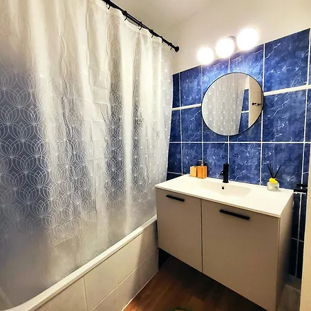 Apartman Les Couleurs De Poteries - Avec Garage Gratuit